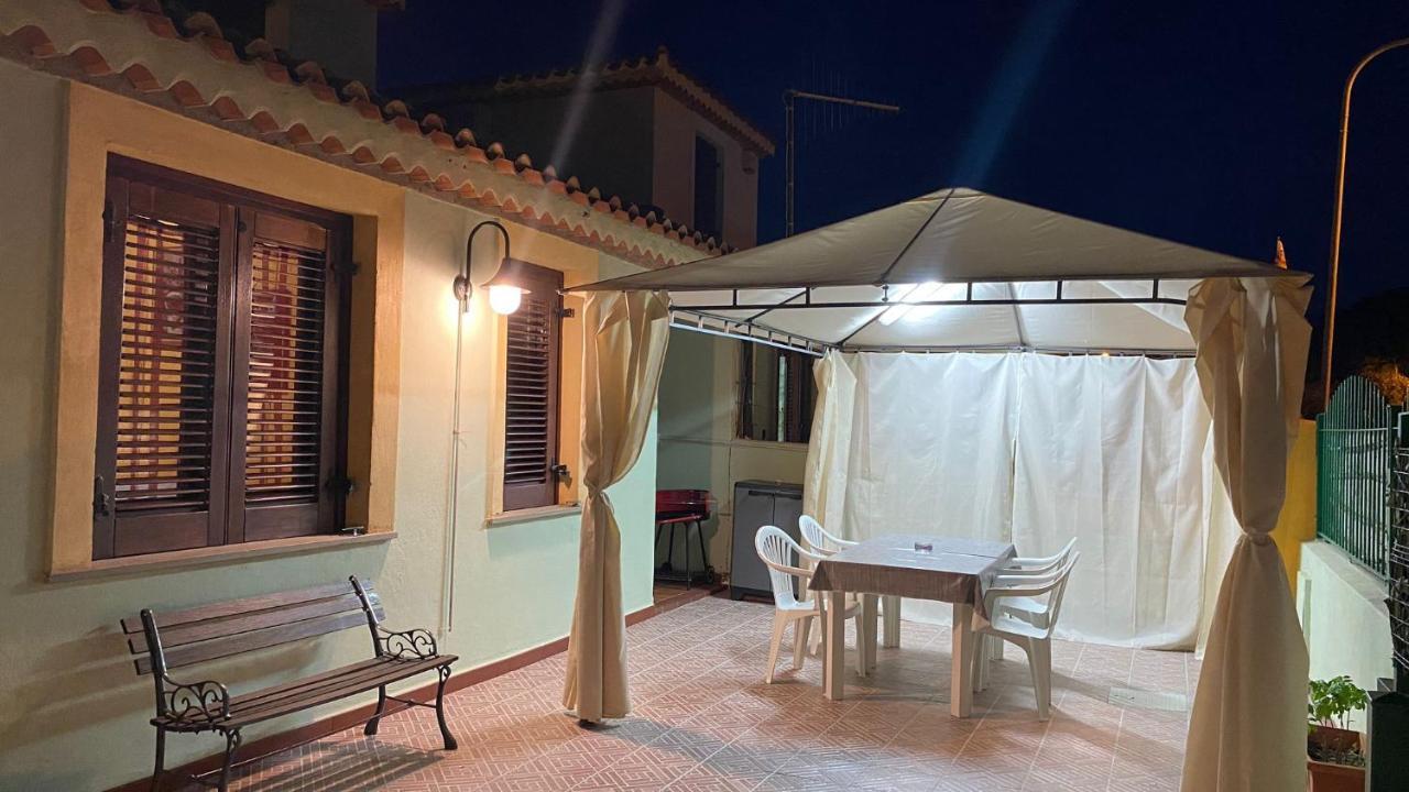 Villa La Gioia Di Casa à Àrbatax Extérieur photo